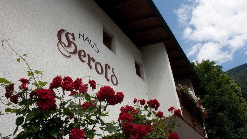 Haus Gerold Hotel Oetz Exterior photo